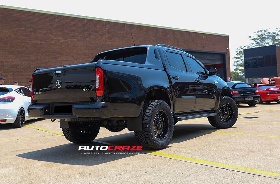 MERCEDES X CLASS GD03 GLOSS BLACK MILLED ACCENTS